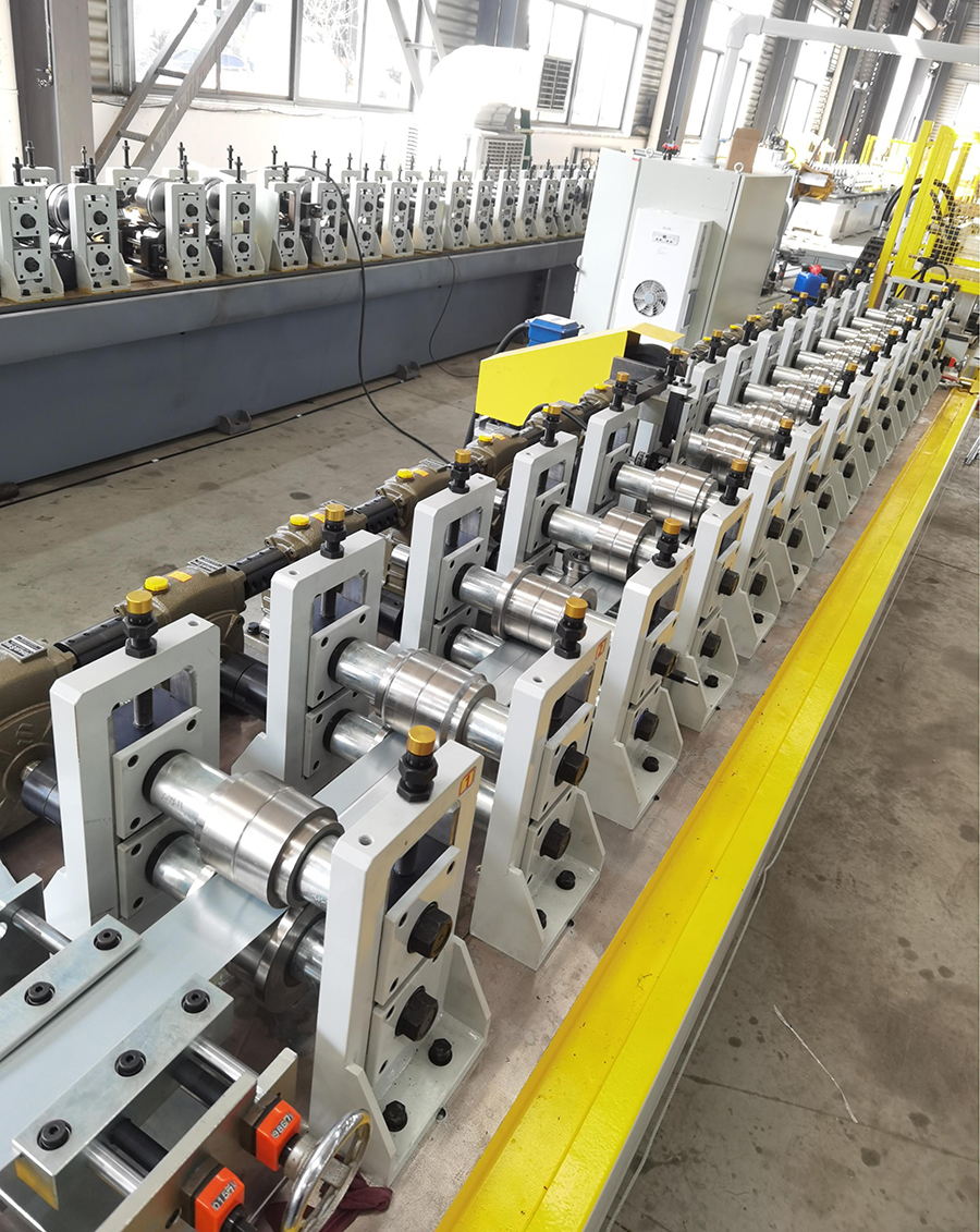 Gipszkarton-profil-hengerformázó gép: Fém Stud & Track gyártási útmutató